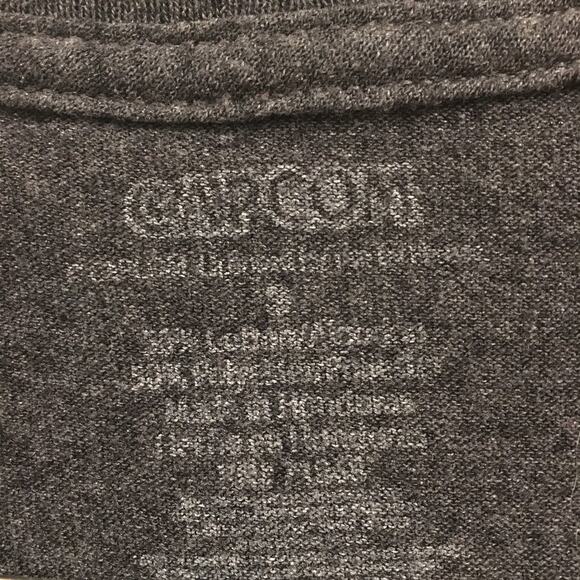 Capcom Heroes Group graphic tee t-shirt gray short SIZE SMALL - Picture 4 of 4